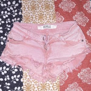 B.melville shorts 💕